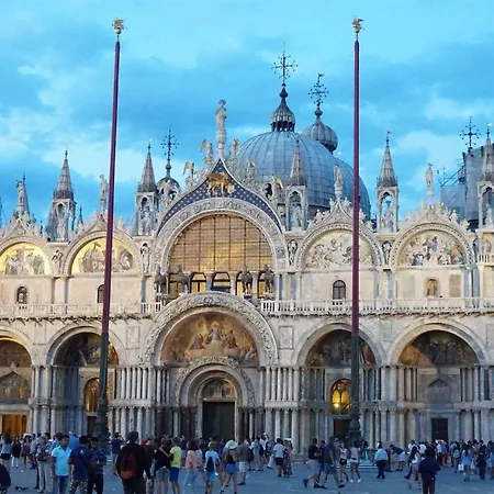 Venice Family & Friends Apartamento Mestre